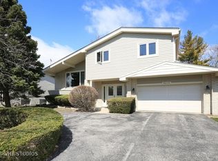 8210 W Norma Ct, Niles, IL