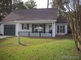 4002 Yadkin Ct, New Bern, NC 28562
