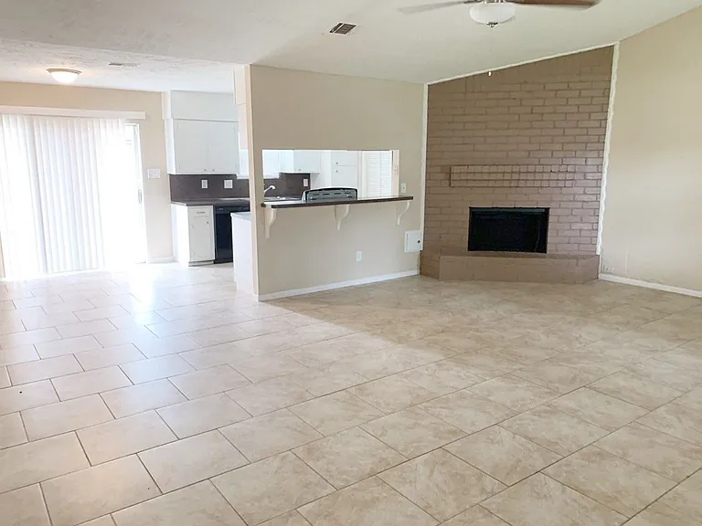 2334 Marble Falls Dr — Photo 7