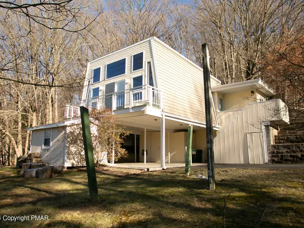 1103 Birch Dr, East Stroudsburg, PA 18301
