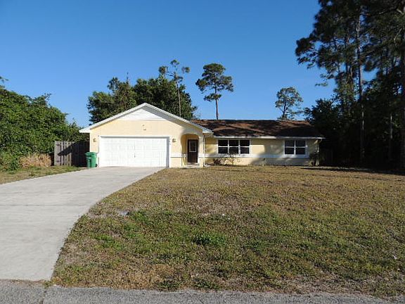 2nd image of 367 SE Fallon Drive