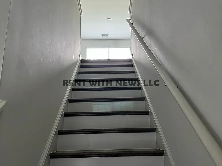 244 Suhani Ln — Photo 8