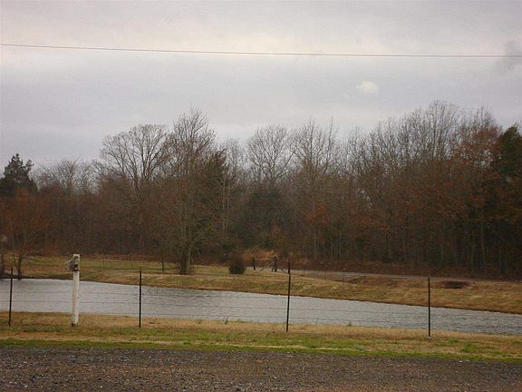 3rd image of 4970 Highway 195