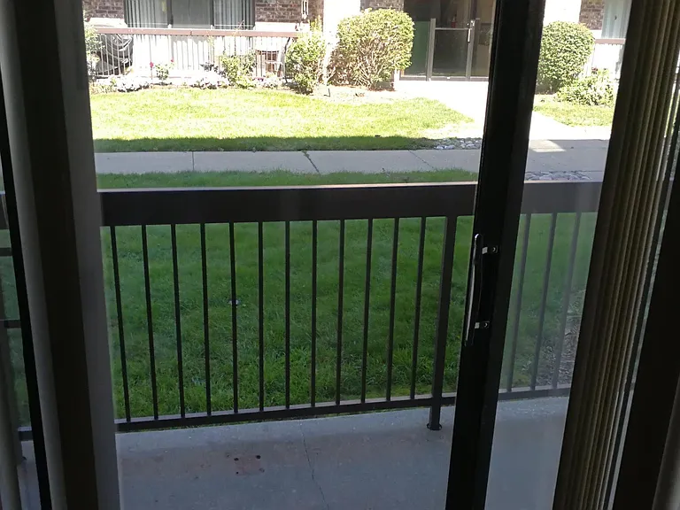 14802 Kenton Ave #1B — Photo 9