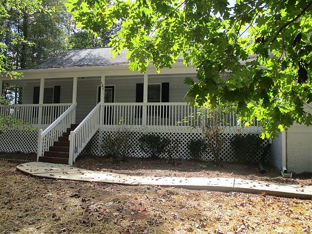 1st image of 17427 Meadow Creek Dr