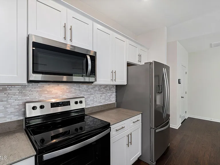 1006 Saylors Pl — Photo 15