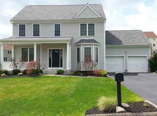 18 Kile Farm Rd, Hurleyville, NY 12747