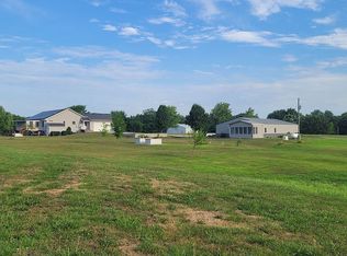 288 SW Division Rd, Centerview, MO 64019