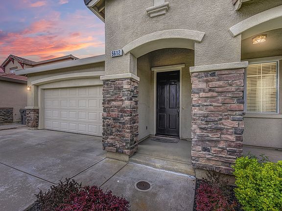 3rd image of 5612 Los Pueblos Way