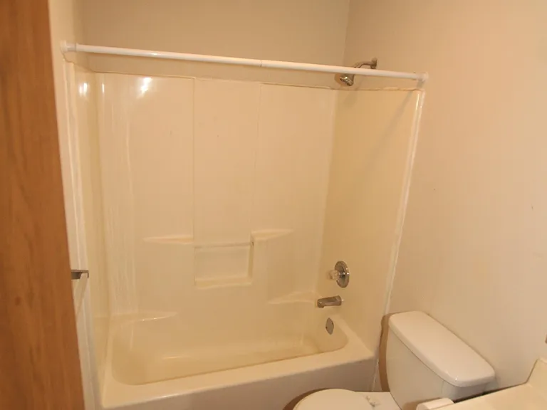 301 Ridge St #D — Photo 4