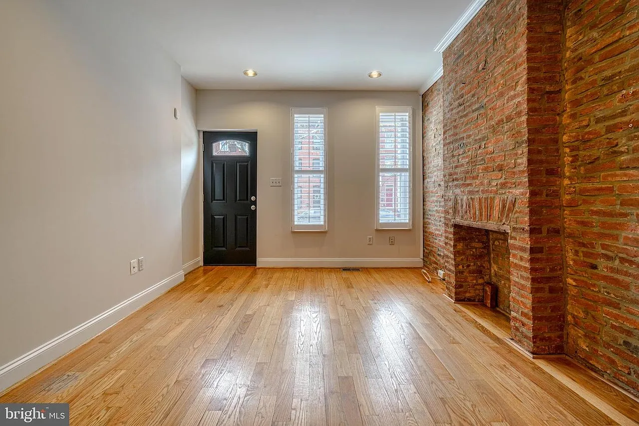 2 bed, 1224 sqft, $2,250 — Photo 3