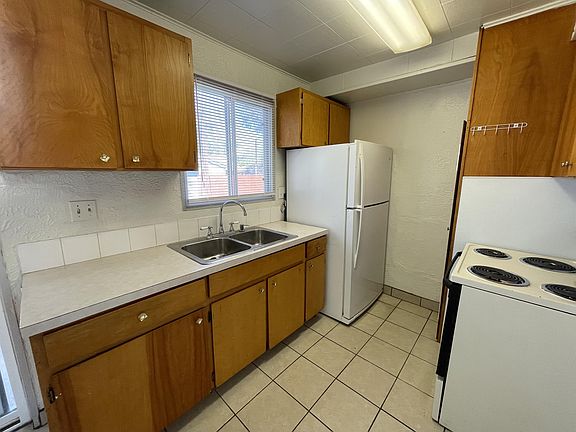 3rd image of 2415 6th Ave #10854328