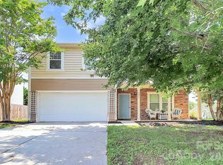 1817 Tradd Ave, Clover, SC 29710