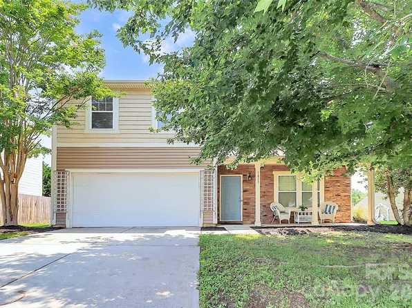 1817 Tradd Ave, Clover, SC 29710