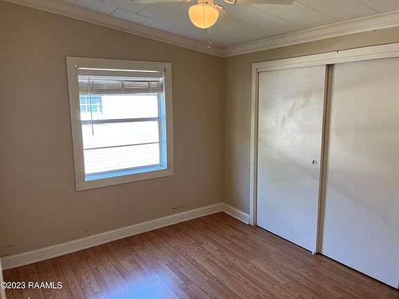 5th image of 11107 Vine St