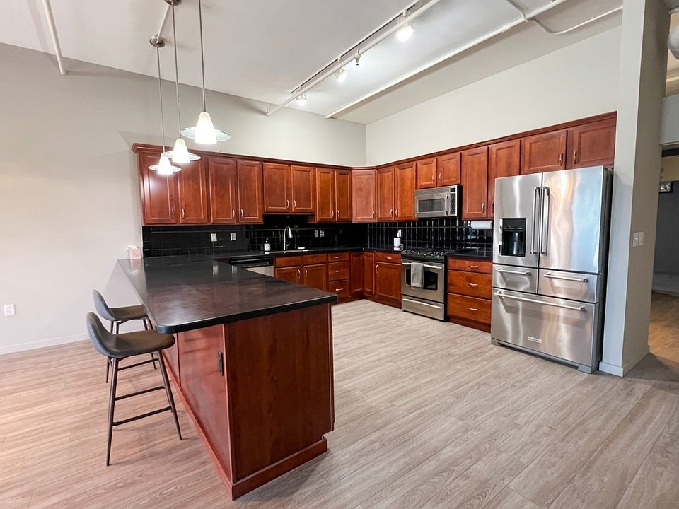 1st image of 125 S Kalamazoo Mall APT 608