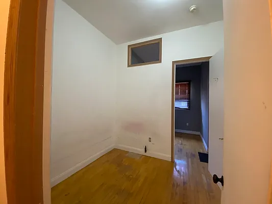 Rented by Rennit Inc. | media 14