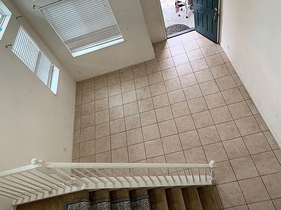 5th image of 9058 Chianti Cir
