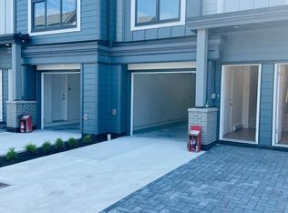 2267 McKenzie Rd #505, Abbotsford, BC V2S0M9