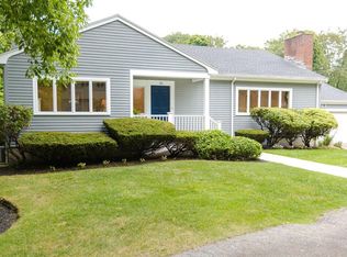 26 Winshaw Rd, Swampscott, MA 01907