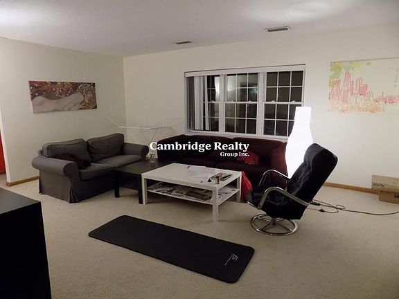 3rd image of 125 Lake Shore Rd #4T