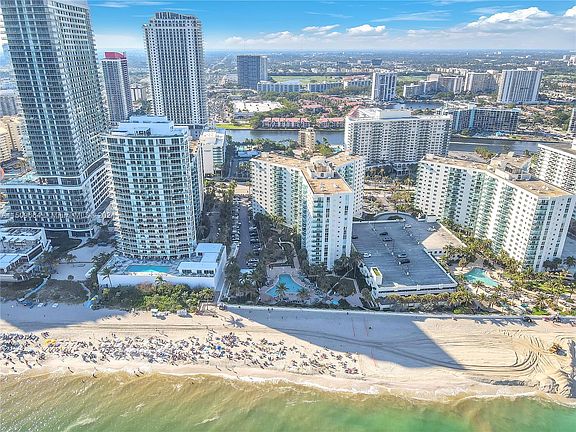3rd image of 3901 S Ocean Dr Suite 1D