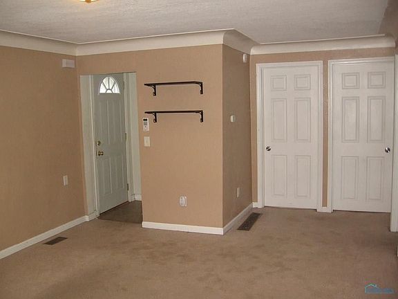 2nd image of 319 Venice Dr