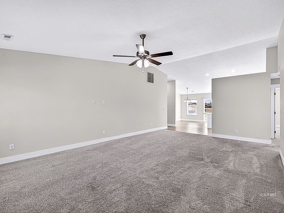 2nd image of 215 Spring Creek Pkwy