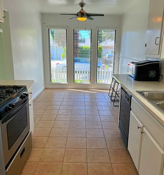 12410 Verdi St — Photo 7