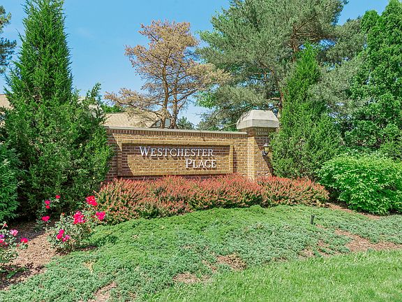 3rd image of 2931 Denton Ct