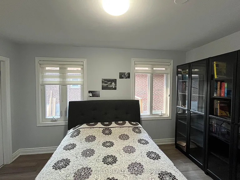 30 Moynes Ave — Photo 15