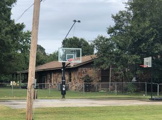 1105 E Allen Rd, Tahlequah, OK 74464