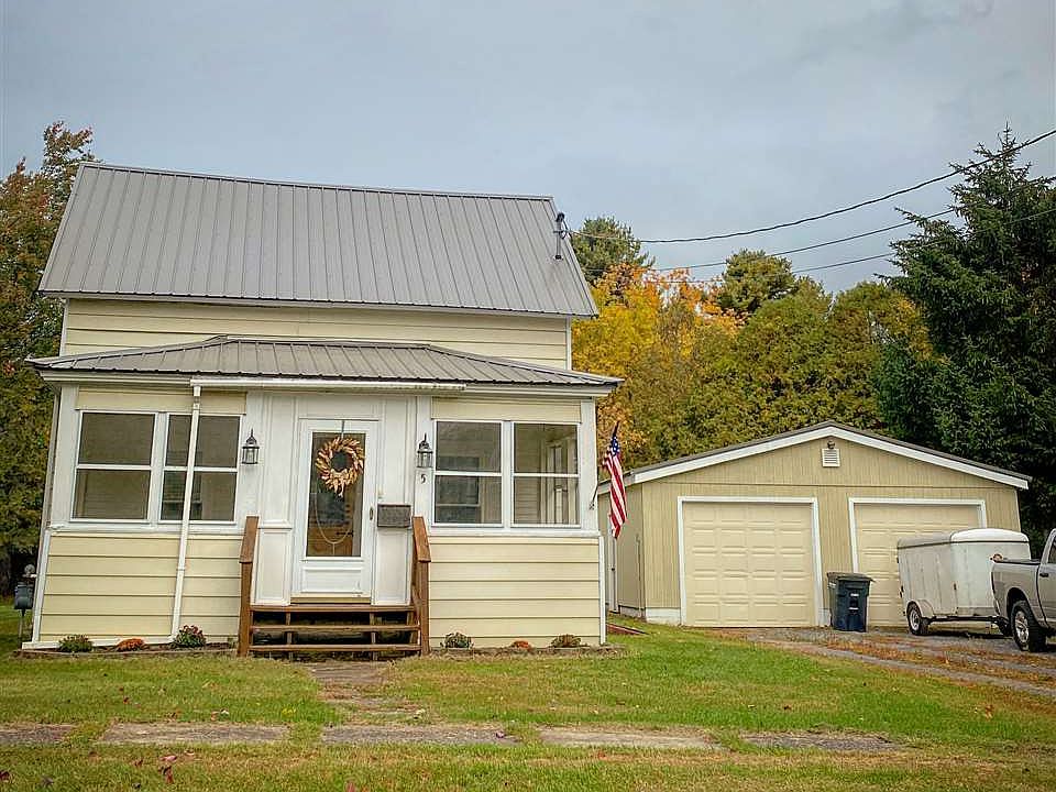 1st image of 5 Pine St