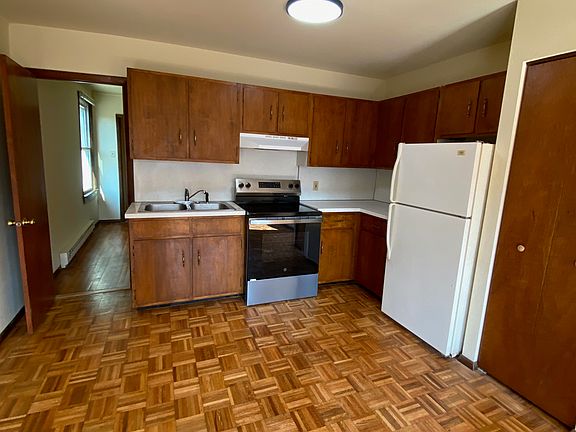 3rd image of 63 N Delmorr Ave APT 2