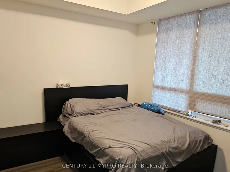 278 Buchanan Dr #511E — Photo 6