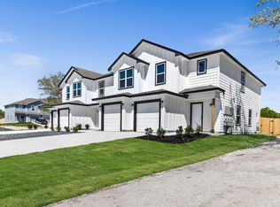 215 Bonnie Bnd, San Antonio, TX 78253