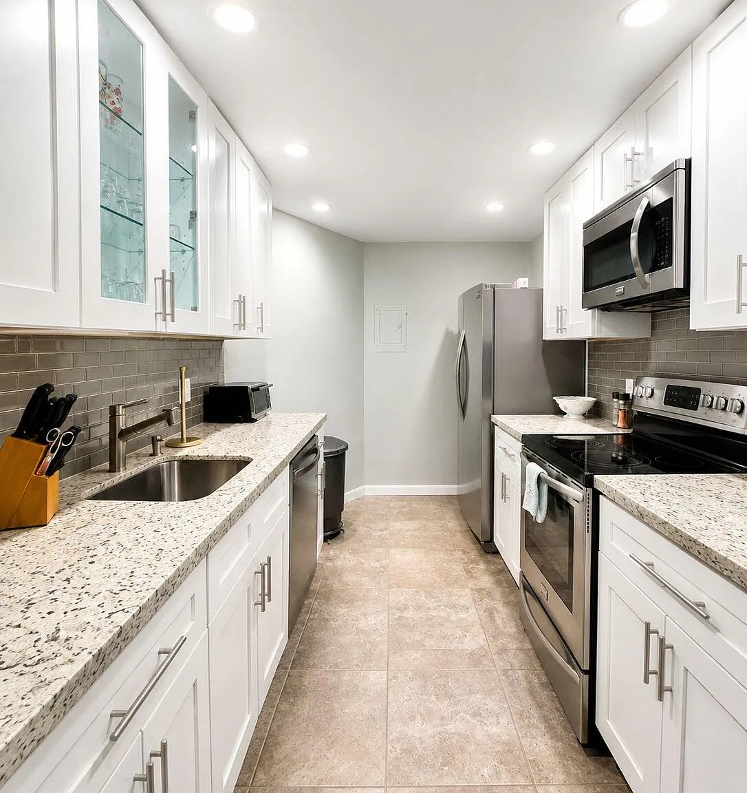 1 bed, 1.5 bath, 945 sqft, $2,300 — Photo 4