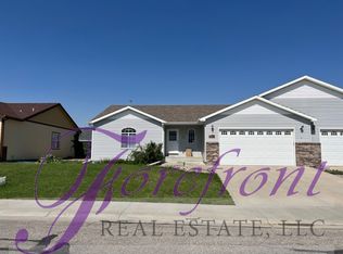 1700 E 27th St, Casper, WY 82601