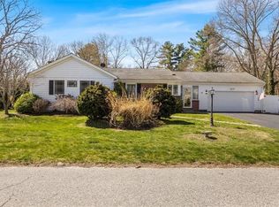 29 Christine Dr, Barrington, RI 02806