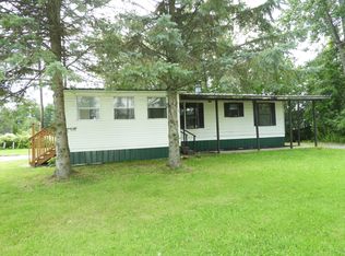 5 Pepper Ridge Dr, Plattsburgh, NY 12901