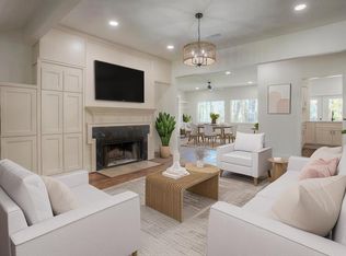 83 Dahlia Rd, Huntsville, TX 77320