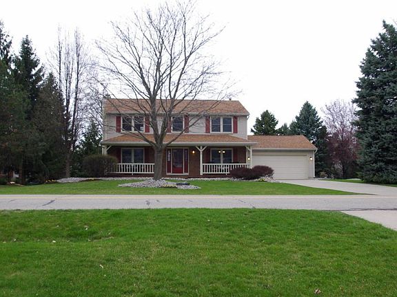 5th image of 900 W Geneva Dr