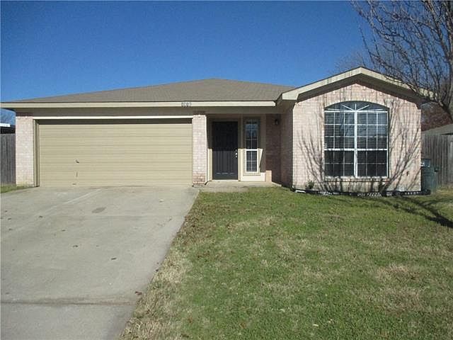 1st image of 1912 Willow Park Dr
