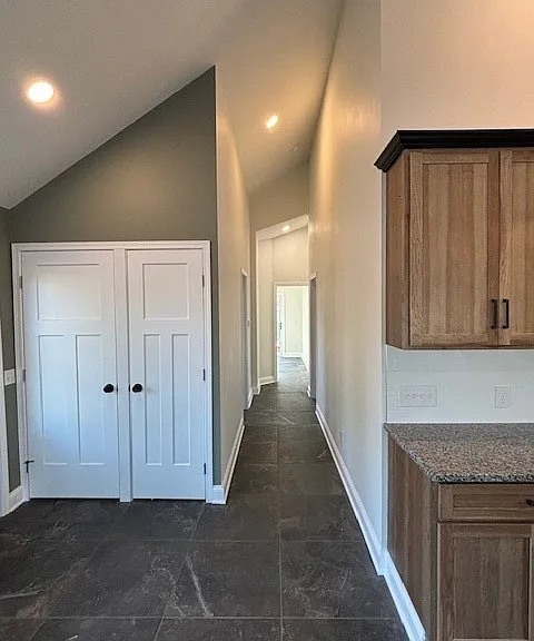 7438 Lakeshore Rd — Photo 16