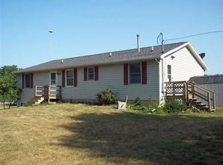 7070 Strait Rd, Jonesville, MI 49250