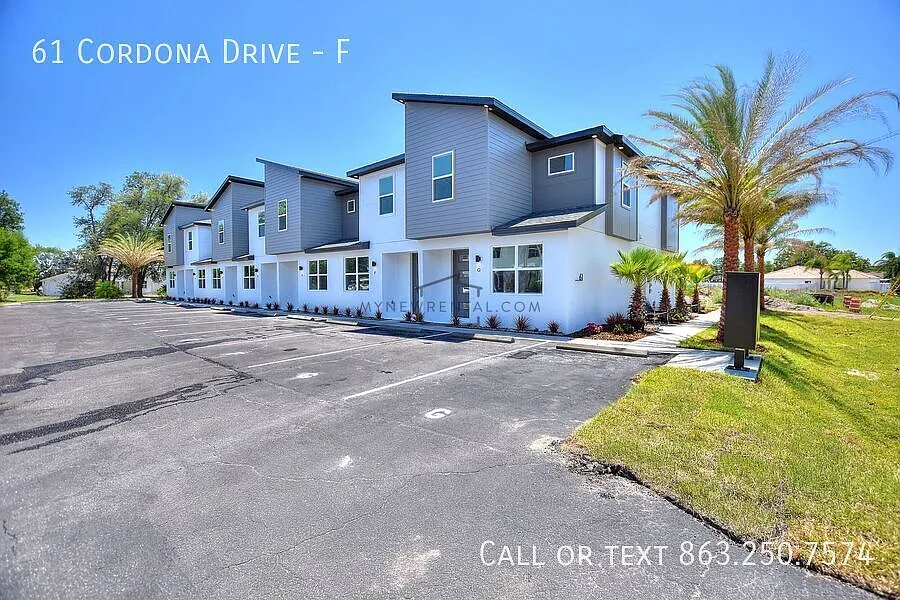 Deposit-Free! Modern, Energy Efficient, Luxury Townhome With All Of The Upgrades! — Photo 4