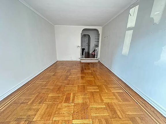 4th image of 111-14 76th Ave #1101