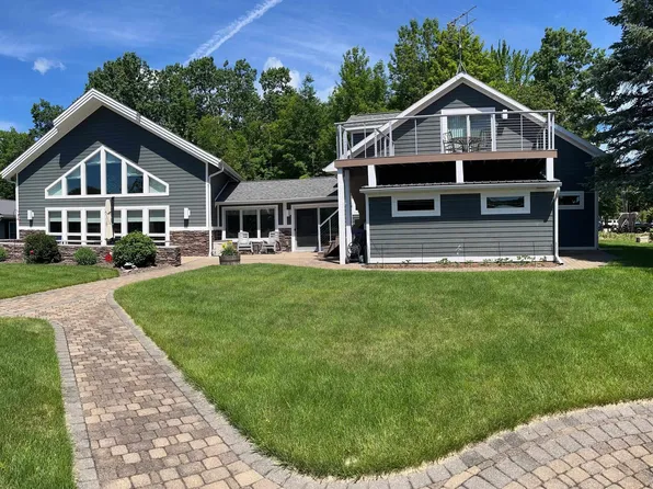 4411 Betty Lee Blvd, Gladwin, MI 48624