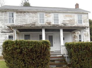 11 Hart St, High Bridge, NJ 08829