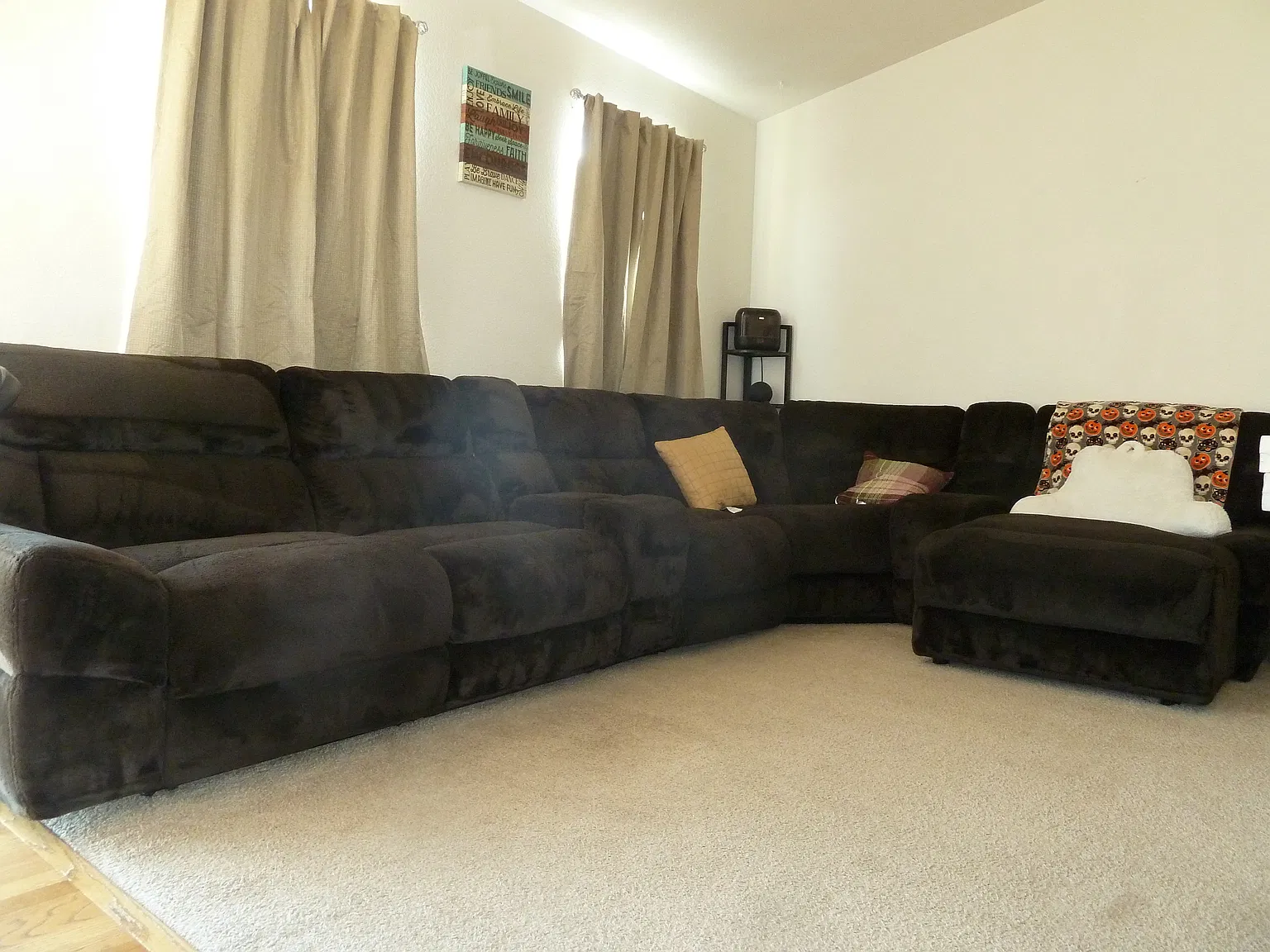 3 bed, 1567 sqft, $2,350 — Photo 3